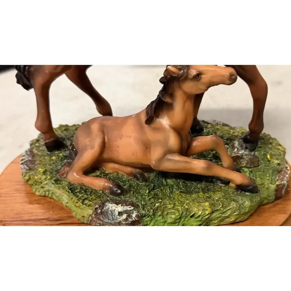 Vintage Elegante Collection Mare & Foal Horse Figurine Resin Statue Wood Base